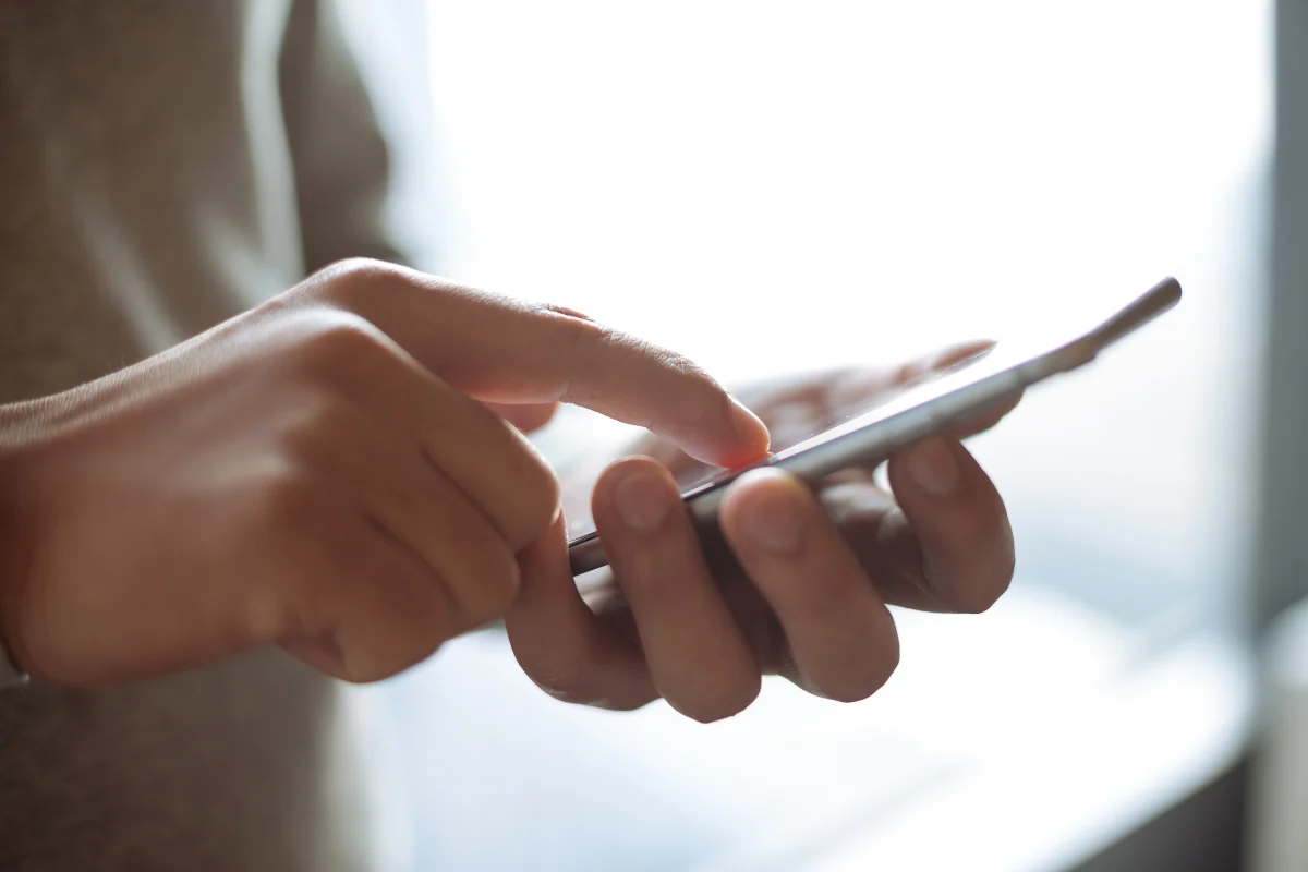 Front Speaker Cleaner